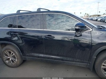 Toyota Highlander II 2019 Toyota Highlander LE, od ubezpieczalni 2.7 Benzyna 185KM, zdjęcie 1