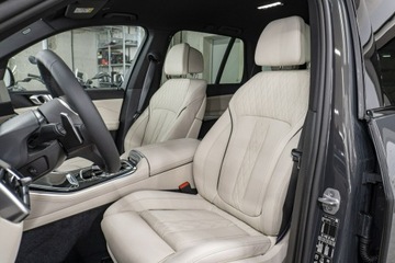 BMW X5 G05 SUV Facelifting 3.0 30d 298KM 2025 BMW X5 xDrive30d Dostępny od ręki!, zdjęcie 10
