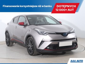 Toyota C-HR I Crossover 1.8 Hybrid 122KM 2018 Toyota C-HR 1.8 Hybrid, Salon Polska, Automat