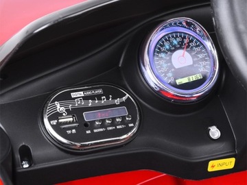 Автомобиль с аккумулятором BETA, ключами EVA, пультом PA0185.