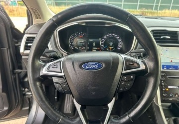 Ford Mondeo V Kombi Facelifting 2.0 EcoBlue 190KM 2019 Ford Mondeo Ford Mondeo 2.0 EcoBlue Vignale AWD 2.0 Diesel 190KM, zdjęcie 20