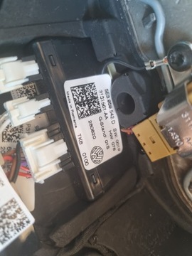 КОЖАНЫЙ РУЛЬ SKODA OCTAVIA IV С ПОДКЛАДКОЙ