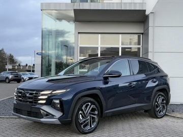 Hyundai Tucson IV SUV HEV Facelifting 1.6 T-GDI HEV 215KM 2025 HYUNDAI Tucson 1.6 T-GDi HEV Platinum 4WD aut 215KM