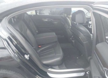 BMW Seria 7 G11-G12 2020 BMW Seria 7 2020, 3.0L, 4x4, od ubezpieczalni 3.0 Benzyna 335KM, zdjęcie 12