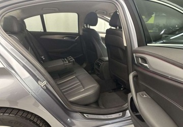 BMW Seria 5 G30-G31 Limuzyna Facelifting 3.0 530d 286KM 2022 BMW Seria 5 Luxury Line l Hak Holowniczy l Adaptacyjny Tempomat l VAT23, zdjęcie 19