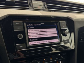 Volkswagen Passat B8 Variant Facelifting 2.0 TDI SCR 150KM 2023 Volkswagen Passat Business ACC LED Hak CarPlayAndroid Auto Podgrzewan, zdjęcie 34