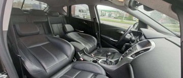 Opel Astra J Hatchback 5d 1.6 Turbo ECOTEC 180KM 2009 Opel Astra Opel Astra 1.6 Turbo Cosmo 1.6 Benzyna 180KM, zdjęcie 19