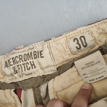 Abercrombie & Fitch SPODENKI Męskie w KRATĘ 30