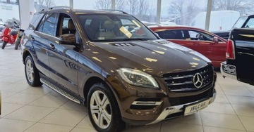 Mercedes Klasa M W166 Off-roader 350 BlueTEC 4MATIC 258KM 2013 Mercedes-Benz ML ML 350 Bluetec 4Matic Salon PL 3.0 Diesel 258KM, zdjęcie 8