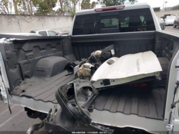 Chevrolet Silverado II 2025 Chevrolet Silverado 2025r., 4x4, 5.3L 5.3 Benzyna 355KM, zdjęcie 7