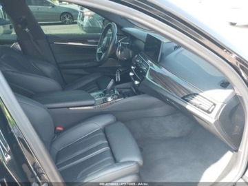 BMW Seria 5 G30-G31 2021 BMW Seria 5 540i 2021 3.0l 3.0 Benzyna 335KM, zdjęcie 9