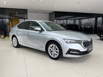 Skoda Octavia IV Liftback 2.0 TDI 115KM 2021 Skoda Octavia Ambition / LED / CarPlay/Android Aut, zdjęcie 4
