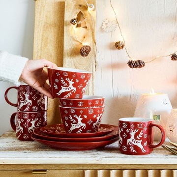 Кружка AVERO красная с оленями 0,35 л ХОМЛА