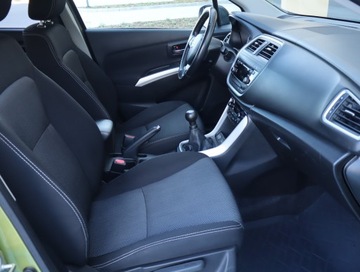 Suzuki SX4 I Sedan 1.6 VVT 120KM 2013 Suzuki SX4 S-Cross 1.6 VVT, Salon Polska, zdjęcie 8