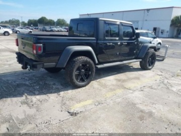 Jeep Gladiator 2020 Jeep Gladiator 2020r., 4x4, 3.6L 3.6 Benzyna 285KM, zdjęcie 3