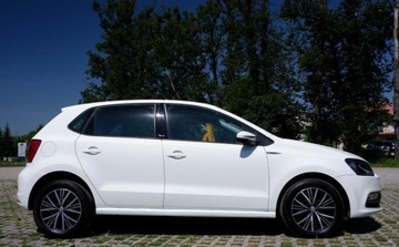 Volkswagen Polo V Hatchback 3d Facelifting 1.4 TDI BlueMotion Technology 90KM 2016 Volkswagen Polo Nawigacja Alufelgi Klimatyzacj..., zdjęcie 34