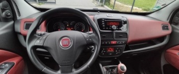 Fiat Doblo III 2010 Fiat Doblo 1.6 diesel ,bezwypadek ,sliwka metalik ,klimatronik 1.6 Diesel, zdjęcie 10