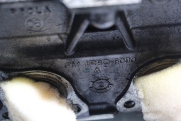 HLAVA MOTORU PRAVÁ PEUGEOT 407 2.7HDI