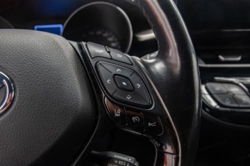 Toyota C-HR I Crossover 1.8 Hybrid 122KM 2018 TOYOTA C-HR 1.8 Hybrid Style Suv 122KM 2018, zdjęcie 19