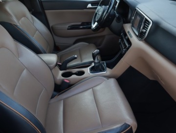 Kia Sportage IV SUV 1.6 T-GDI 177KM 2017 Kia Sportage 1.6 T-GDI, Salon Polska, Serwis ASO, zdjęcie 8