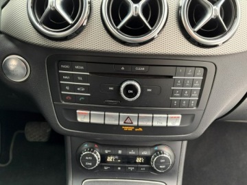 Mercedes Klasa B W246 Sports Tourer Facelifting 2.0 250 211KM 2018 Mercedes B 250 211 KM Automat Full LED Kamera, zdjęcie 28