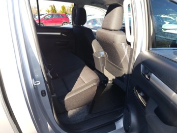 Toyota Hilux VIII Pojedyncza kabina 2.4 D-4D 150KM 2019 Toyota Hilux 2.4 D-4D Double Cab SR5 4x4 Toyota Hi, zdjęcie 23