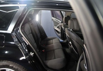 BMW Seria 5 F10-F11 Touring 520d 184KM 2011 BMW Seria 5 Kombi_Panoramiczny dach_Nawigacja_Podgrzewane fotele 2.0 Diesel, zdjęcie 6
