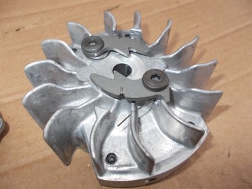 Корпус магнитного уплотнения колеса пила Husqvarna 154 254 254XP 257 262XP
