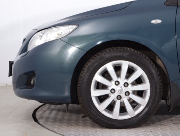 Toyota Corolla X Sedan 1.4 D-4D 90KM 2008 Toyota Corolla 1.4 D-4D, Salon Polska, Automat, zdjęcie 13