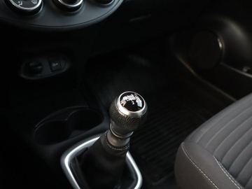 Toyota Yaris III Hatchback 5d Facelifting 2017 1.5 Dual VVT-iE 111KM 2018 Toyota Yaris 1.5 Dual VVT-i, Salon Polska, zdjęcie 12