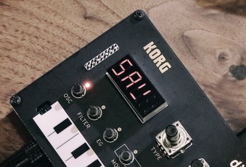 КОМПЛЕКТ ПРОГРАММИРУЕМОГО СИНТЕЗАТОРА KORG NTS-1