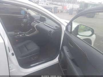 Lexus NX II 2021 Lexus NX 2021 Lexus NX 300 FWD 2.0 Benzyna 235KM, zdjęcie 10