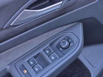 Volkswagen Golf VIII 2023 Volkswagen Golf GTI245kmStan wzorowy Niski Przebieg 2.0 Benzyna 245KM, zdjęcie 11