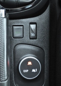 Renault Captur I Crossover 0.9 Energy TCe 90KM 2016 Renault Captur X-MOD Benzyna Klimatyzacja Nawigacja Benzyna 90KM, zdjęcie 33