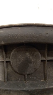 FORD FIESTA MK7 MŘÍŽKA MASKA LOGO ZNAKY 8A-61-8200-B