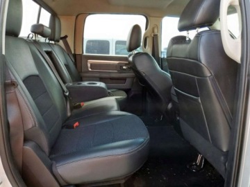  RAM 1500 2017 r., 5,7 L 1500 SLT 5.7 Benzyna 395KM, zdjęcie 9