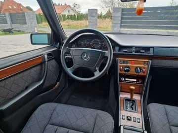 Mercedes Klasa E W210 1996 Mercedes E 220 BEZ KOROZJI *automat* bezwypadkowy, zdjęcie 4