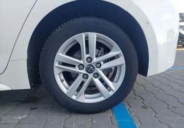 Toyota Corolla XII Hatchback 1.8 Hybrid 122KM 2019 Toyota Corolla GwarancjaKamera Cofania, cyfrowe zegary, Bezwypadkowa, Salo, zdjęcie 17