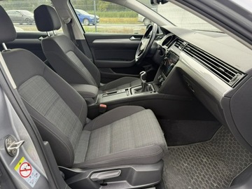 Volkswagen Passat B8 Limousine Facelifting 2.0 TDI SCR 150KM 2020 Volkswagen Passat 2.0 TDI 150KM 2020 ACC,zadbany, zdjęcie 10