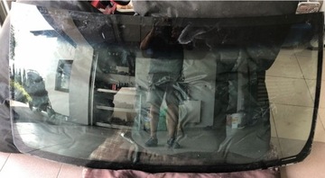 ORIGINÁL SKLO (OKNO) ČELNÍ TOYOTA LAND CRUISER 200