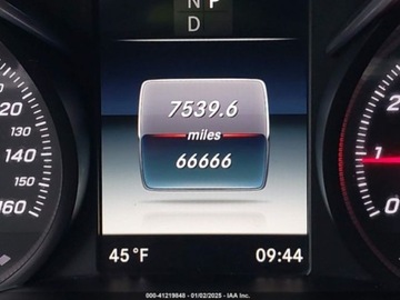 Mercedes Klasa C W205 2018 Mercedes-Benz Klasa C 300 2018 2.0l 2.0 Benzyna 241KM, zdjęcie 11