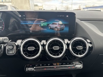 Mercedes GLA II Off-roader 1.3 180 136KM 2022 Mercedes-Benz GLA 180, zdjęcie 23