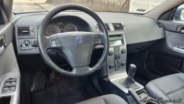 Volvo V50 2.0 TD 136KM 2006 Volvo V50 Volvo V50 2.0D Klima Grzane fotele Idealny na dojazdy 2.0, zdjęcie 8