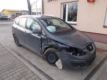 ALTEA FACELIFT XL KLIKA PŘEDNÍ PRAVÁ LZ7X+MECHANIZM