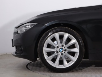 BMW Seria 3 F30-F31-F34 Touring Facelifting 2.0 320d 190KM 2017 BMW 3 320 d, 187 KM, Automat, Navi, Klima, zdjęcie 11