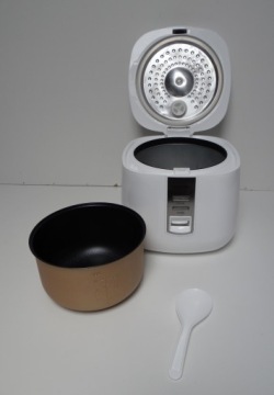 Пароварка Arendo 1,4 л белая 540 Вт