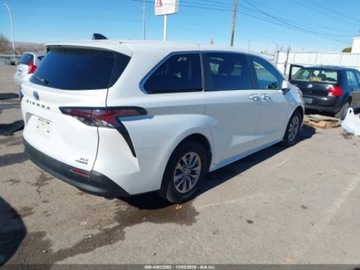 Toyota Sienna III 2023 Toyota Sienna xle, 2023r., 2.5L 2.5 Benzyna 189KM, zdjęcie 2
