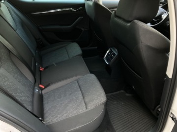 Skoda Octavia IV Liftback 1.5 TSI EVO 150KM 2023 Skoda Octavia Style ! Aktywny Tempomat ! Podgrzewa, zdjęcie 7