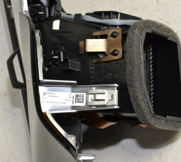 Декоративная планка BMW 3 G20, панель консоли, воздухозаборник