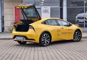 Toyota Prius V (XW60) 2.0  Hybrid Dynamic Force Plug-in 223KM 2025 Toyota Prius Toyota Prius 2.0 Plug-in Hybrid PRESTIGE FV23 ASO DEMO, zdjęcie 5